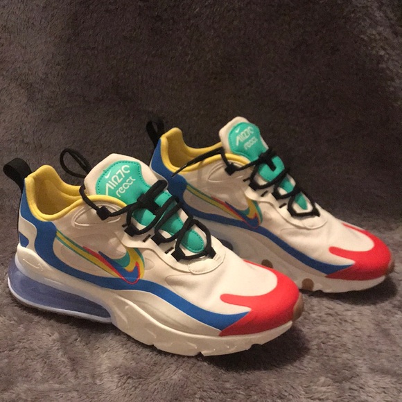 Nike Shoes - Nike air reacts “legend of her”